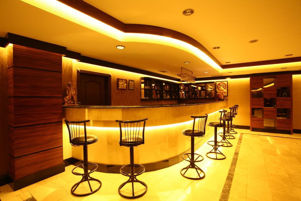 Grand Cali Hotel Bozuyuk Buitenkant foto