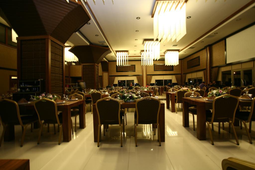 Grand Cali Hotel Bozuyuk Buitenkant foto